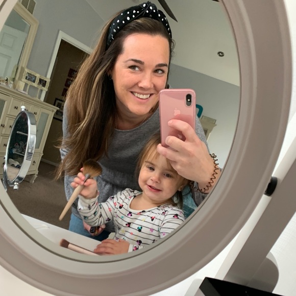 Meet your Posher, Shannon - Picture 1 of 1